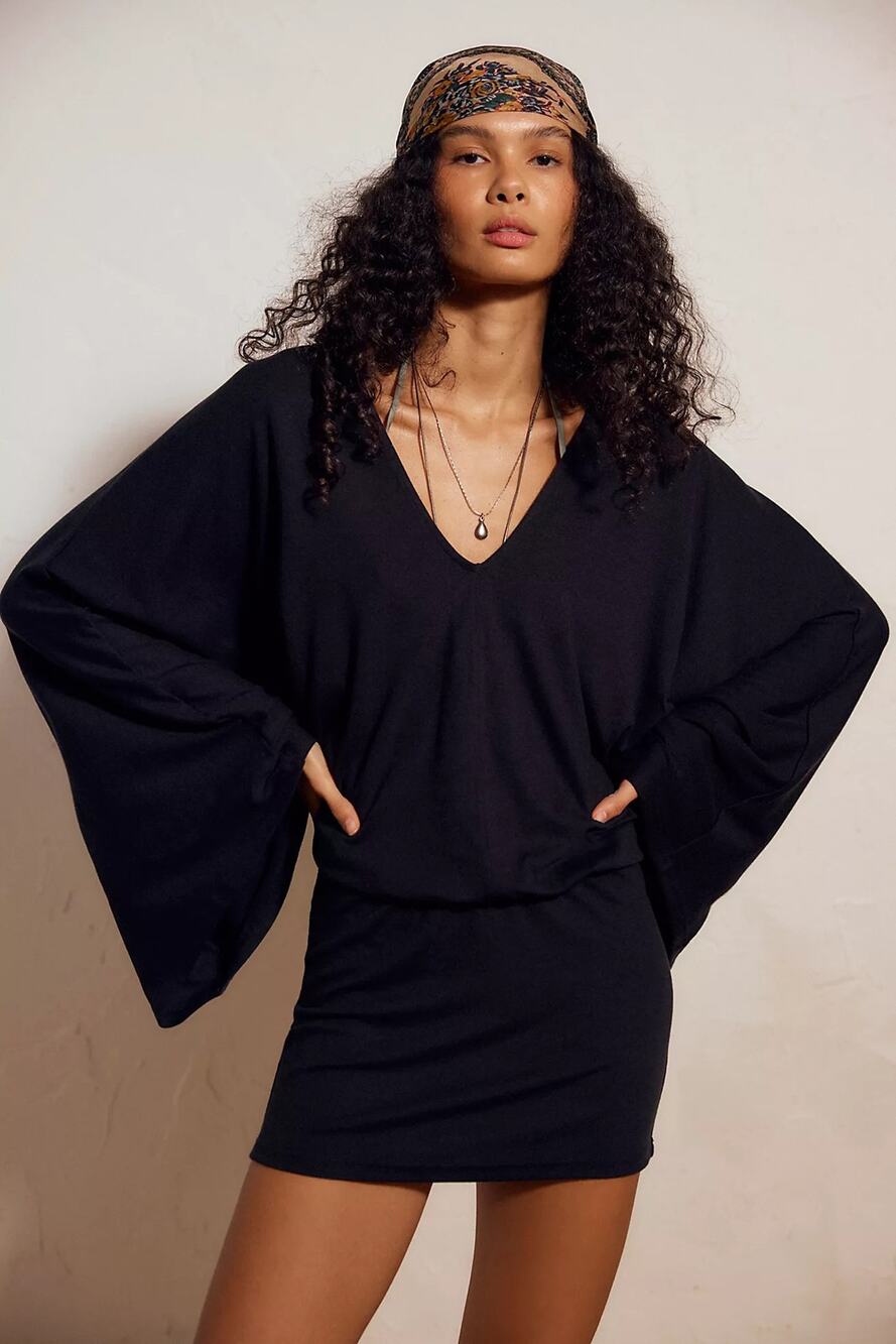 Free People Feels Good V-Neck Mini Dress Size Medium NEW Micro Rib Black Soft